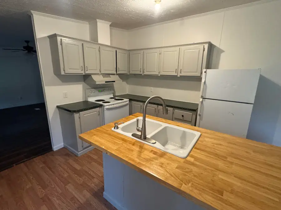 81 Sodie Cameron Rd., Lumberton, MS 39455 - Image #3