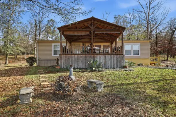 126 Batton Lake Dr., Mendenhall, MS 39114