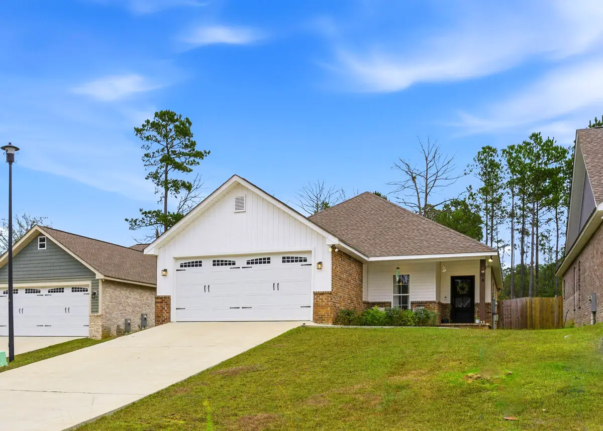 64 N Barnes Field Dr., Hattiesburg, MS 39402 - Image #1