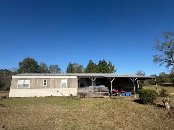 363 Rogers Rd., Columbia, MS 39429
