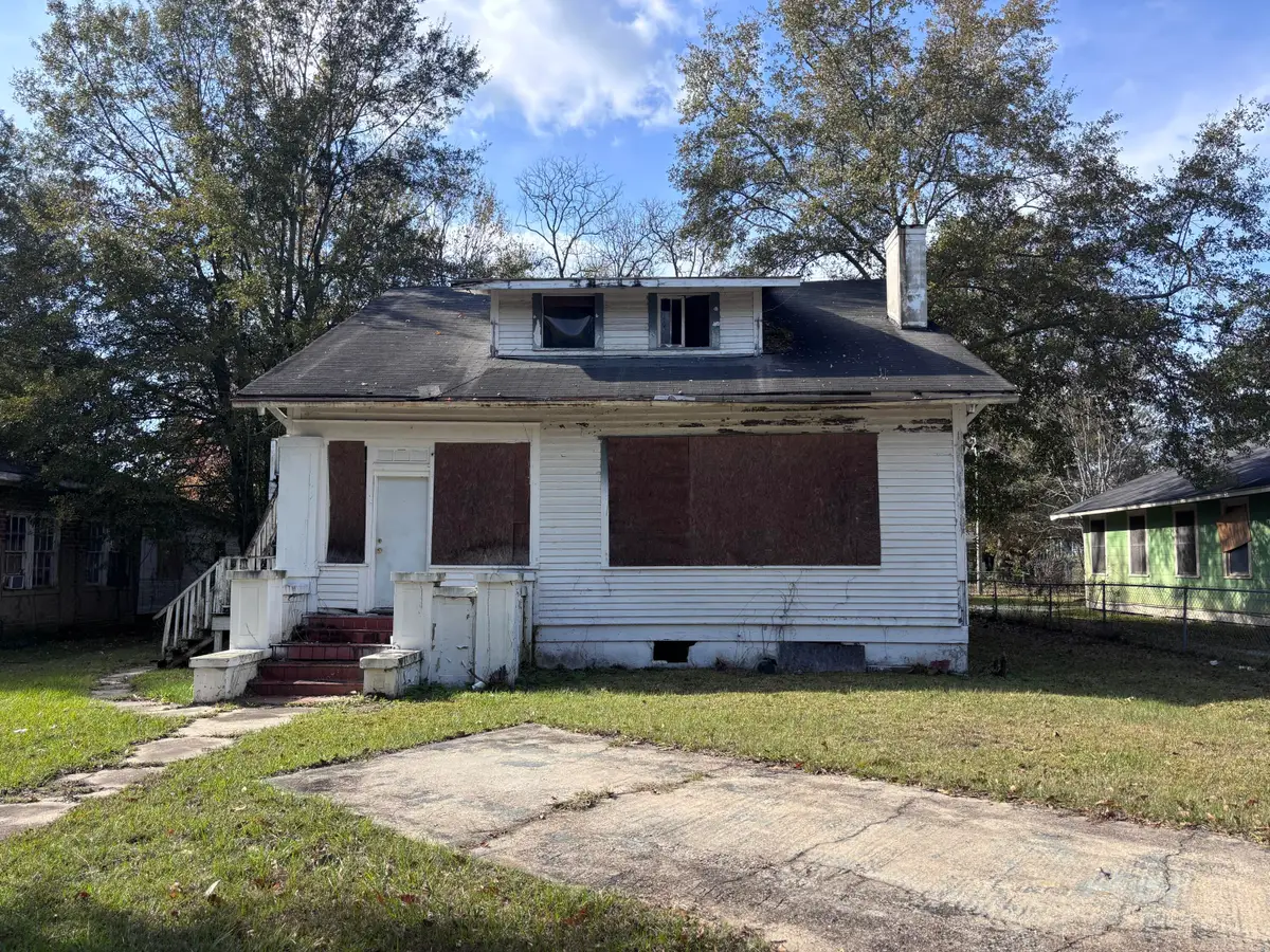 712 N 1st Ave., Laurel, MS 39440 - Image #1