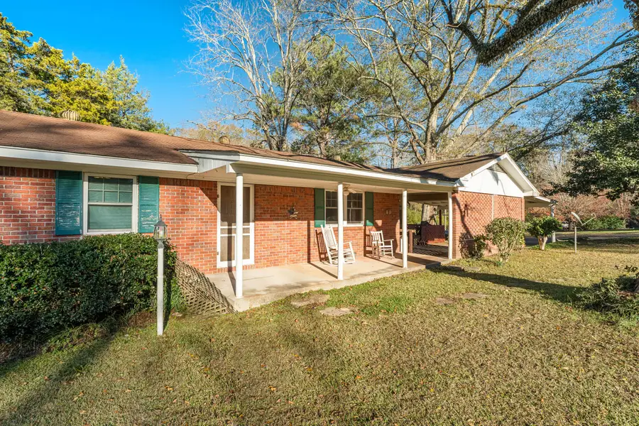 102 Holly St., Seminary, MS 39479 - Image #3