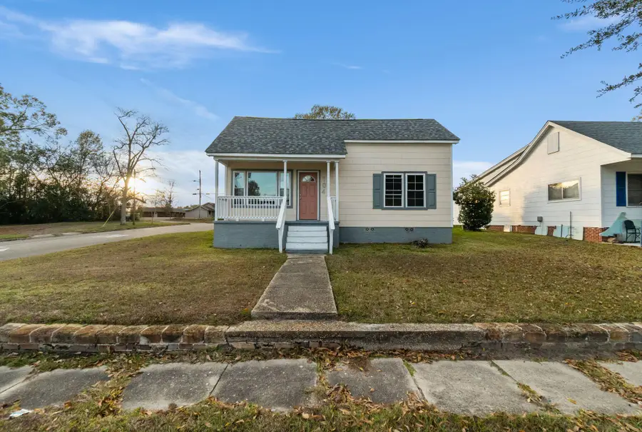 104 N 14th Ave., Laurel, MS 39440 - Image #3