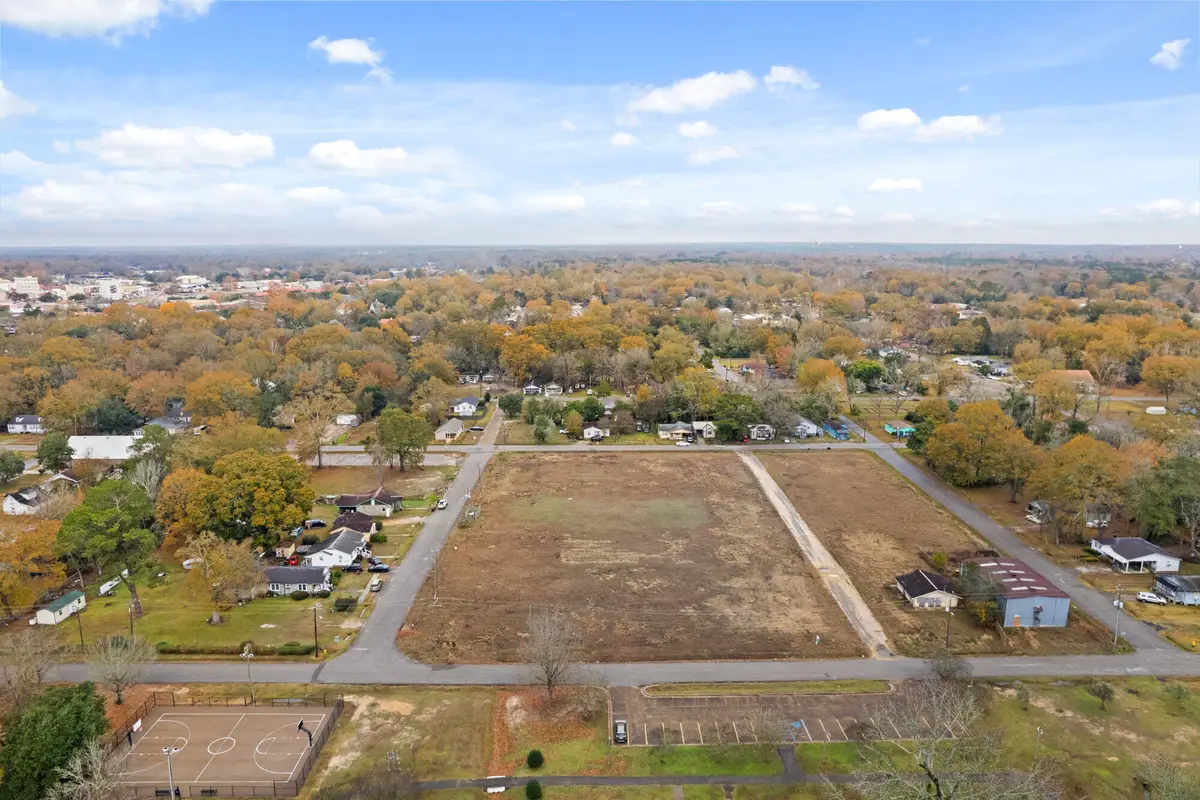 1023 Rebecca Ave., Hattiesburg, MS 39401 - Image #1