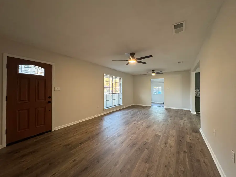 908 Linda Dr., Hattiesburg, MS 39401 - #2