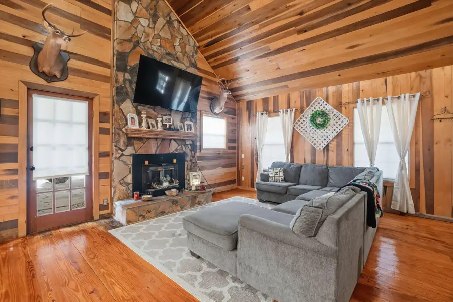 26 Bilbo Ln., Purvis, MS 39475 - Image #3