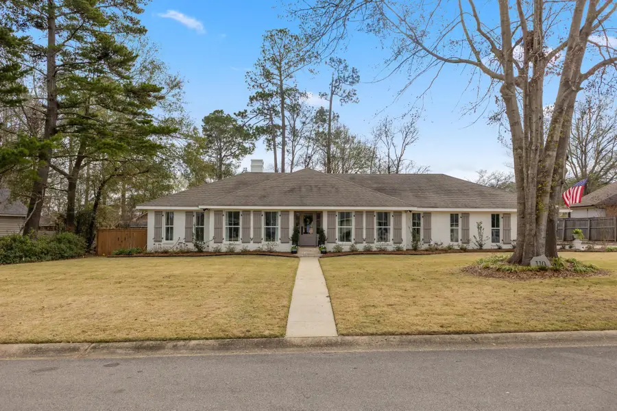 110 Wildwood, Hattiesburg, MS 39402 - Image #2