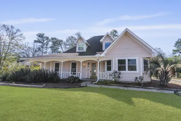 100 Warwick Pl, Hattiesburg, MS 39402