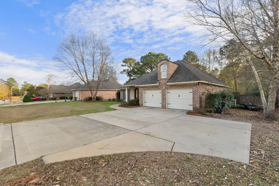 11 W Donnington Ct., Hattiesburg, MS 39402 - Image #3