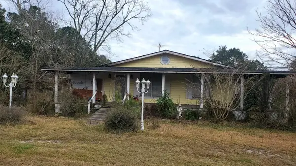 76 Reid Rd., Laurel, MS 39443