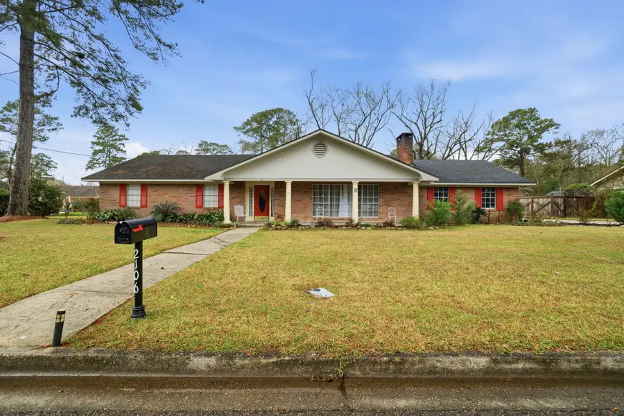 2106 Ridgewood Dr., Columbia, MS 39429 - Image #2