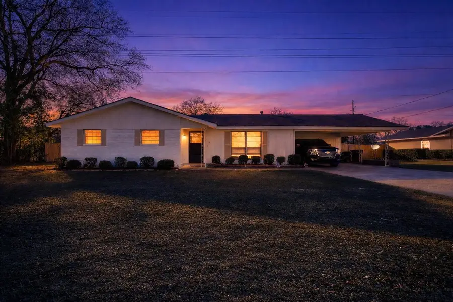 105 Ford Avenue, Hattiesburg, MS 39402 - Image #2