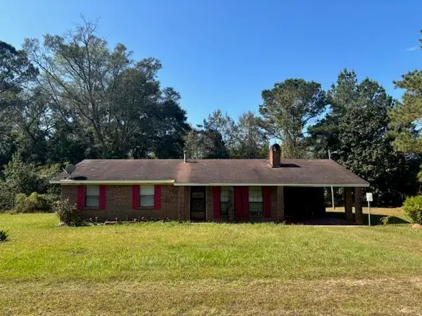 284 Sunset Rd., Mount Olive, MS 39119