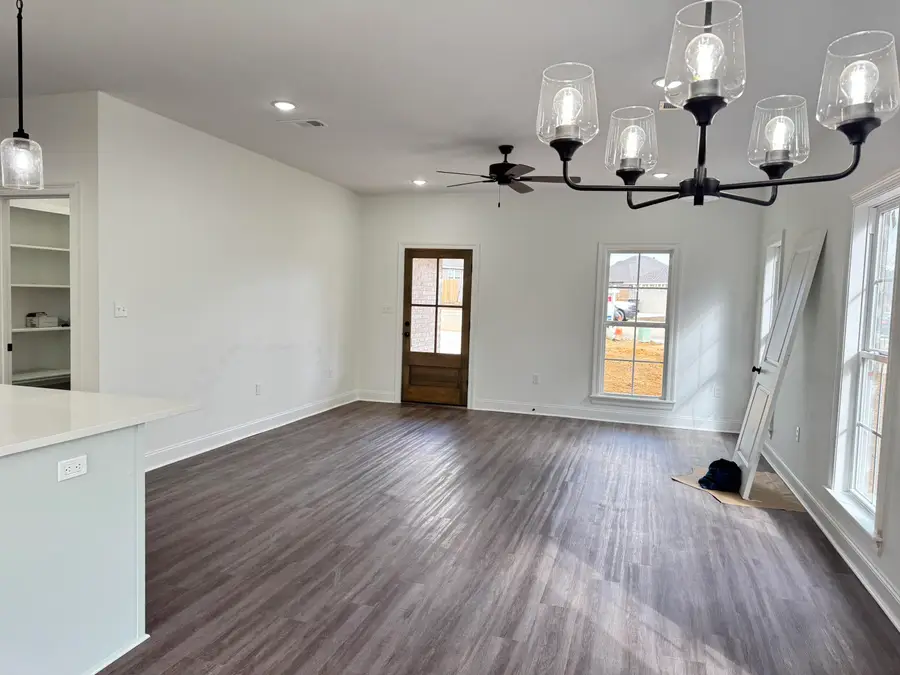 46 S Fairfax Dr., Hattiesburg, MS 39402 - Image #2