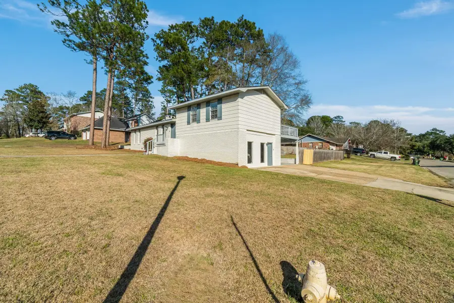 44 Sharmont Dr, Hattiesburg, MS 39402 - Image #2