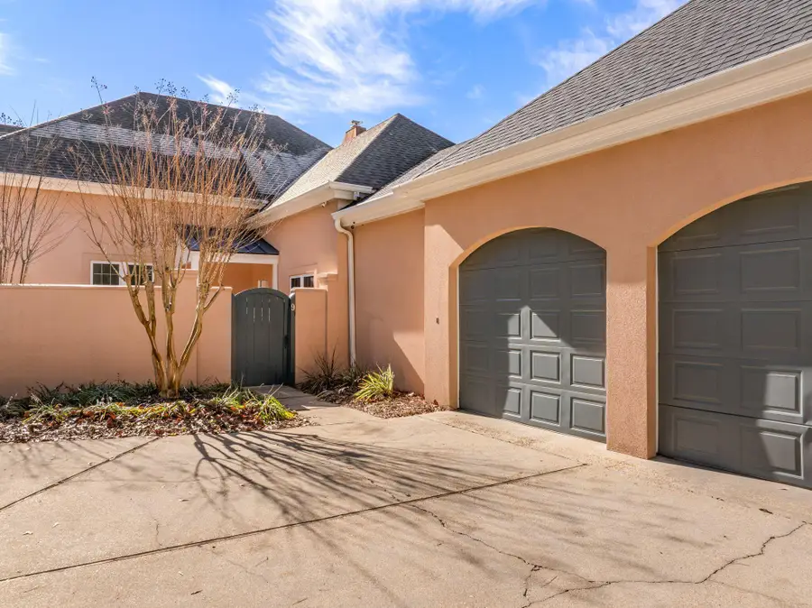 9 N Heron Cove, Hattiesburg, MS 39402 - #2