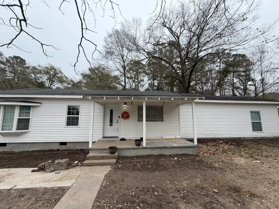 800 Main St., New Augusta, MS 39462 - #2