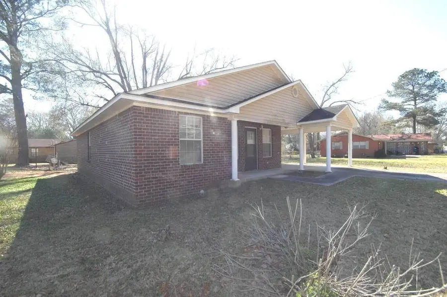1314 Martin Luther King Dr., Columbia, MS 39429 - #3
