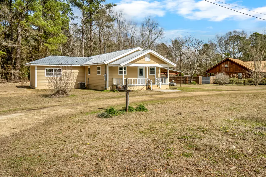 321 Corinth Church Rd., Petal, MS 39465 - #3
