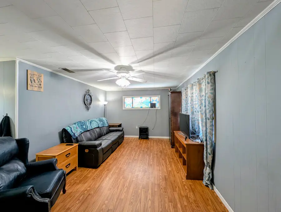 102 Brentwood Ave., Petal, MS 39465 - #2