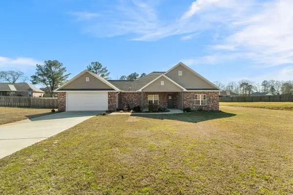 36 Honey Bee Ln, Ellisville, MS 39437