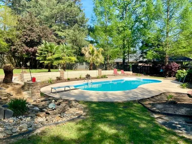 14 Summer Place Cir., Hattiesburg, MS 39402 - #3