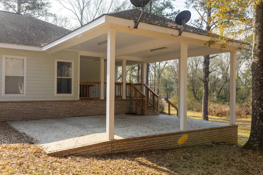 673 Leeville Rd., Petal, MS 39465 - #3