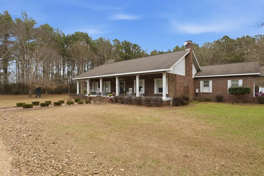 624 Eatonville Rd., Hattiesburg, MS 39401 - #2