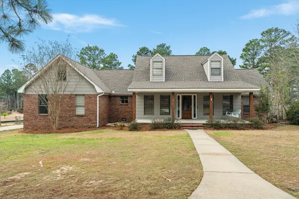 77 Baracuda Dr., Hattiesburg, MS 39402