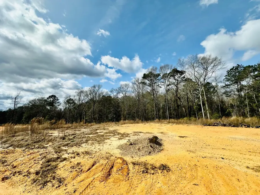 50 Forest Glen Dr., Laurel, MS 39443 - #2