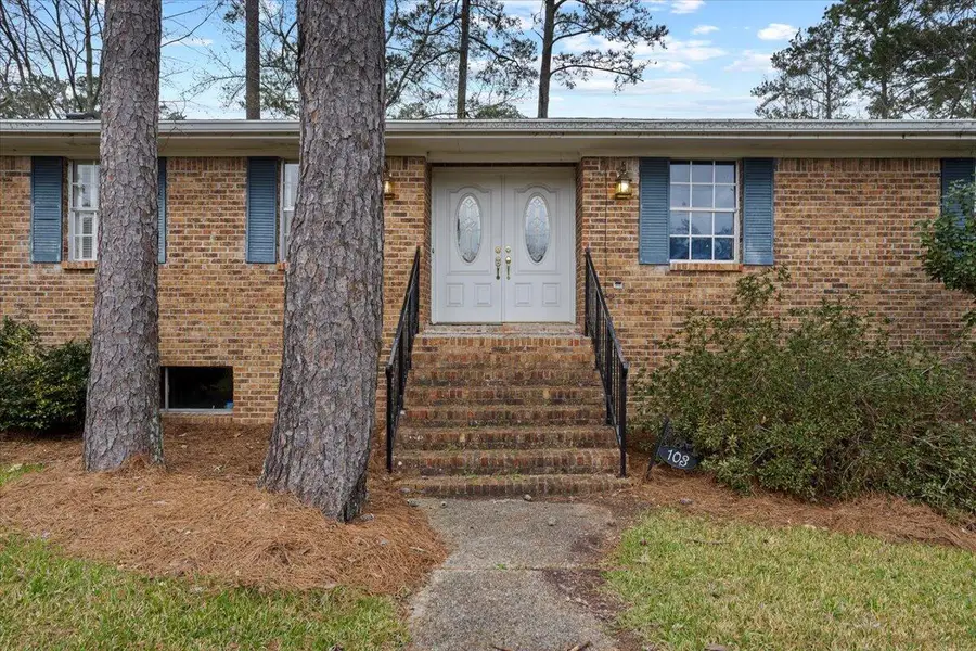 103 Parks St., Collins, MS 39428 - #3