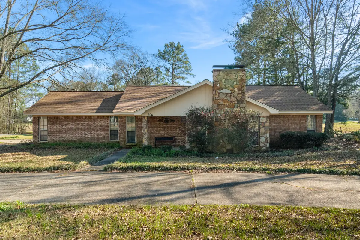 606 Jackson Rd., Hattiesburg, MS 39402 - #1
