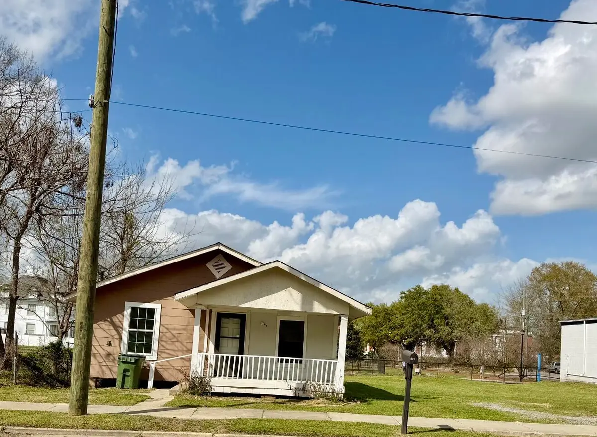 115 W 4th St., Hattiesburg, MS 39401 - #1