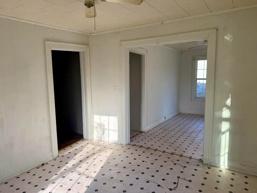 115 W 4th St., Hattiesburg, MS 39401 - #2