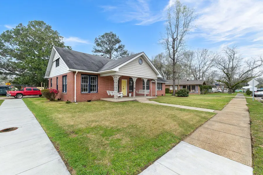 125 S 12th Ave., Hattiesburg, MS 39401 - #2