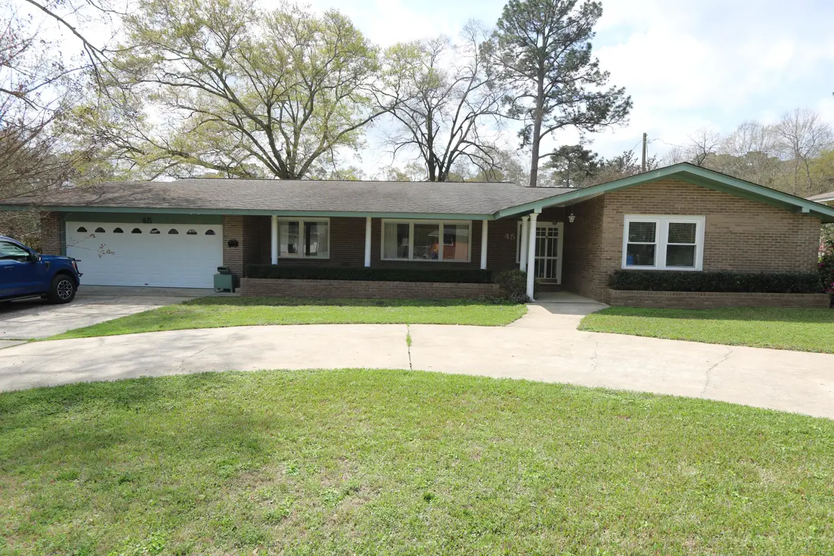 45 Broadmoor Dr., Laurel, MS 39440 - #1