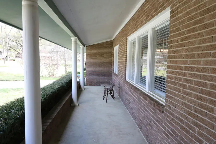 45 Broadmoor Dr., Laurel, MS 39440 - #2