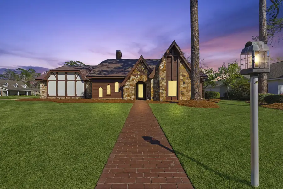 200 Greenwood Pl, Hattiesburg, MS 39402 - #3