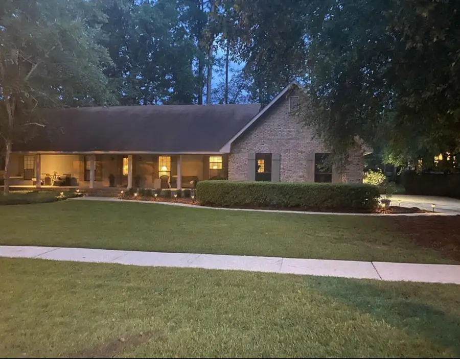 110 Linden, Hattiesburg, MS 39402 - #2