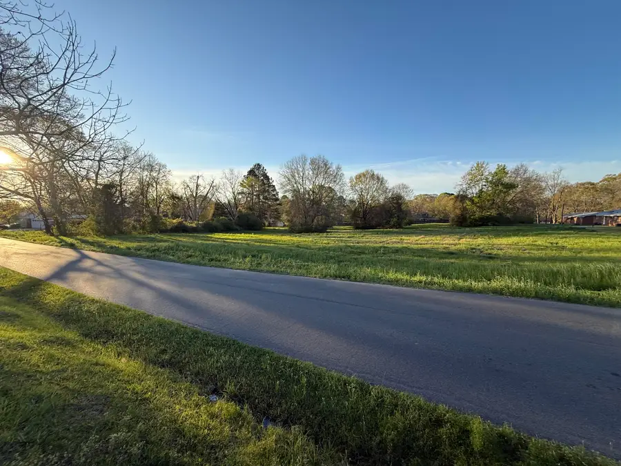 00 Fridge St., Ellisville, MS 39437 - #3