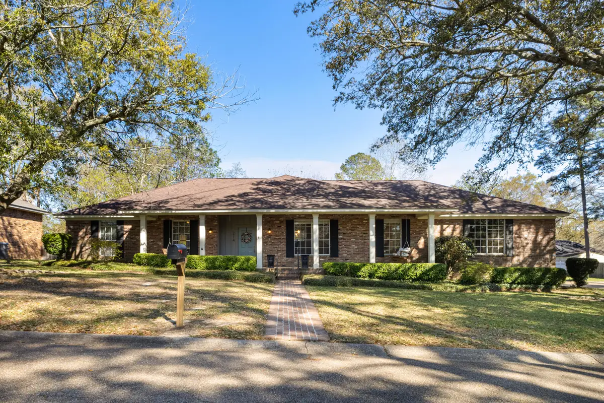 214 Lynnwood, Hattiesburg, MS 39402 - #1