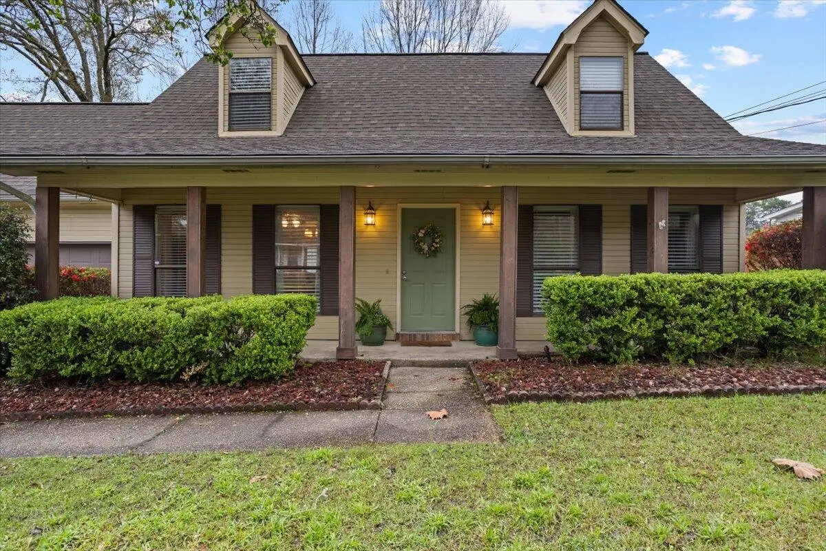 210 Pinehills Dr., Hattiesburg, MS 39402 - #1