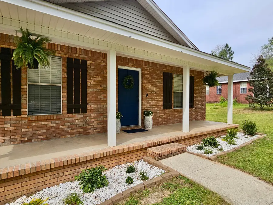 69 Fairview Dr., Petal, MS 39465 - #3