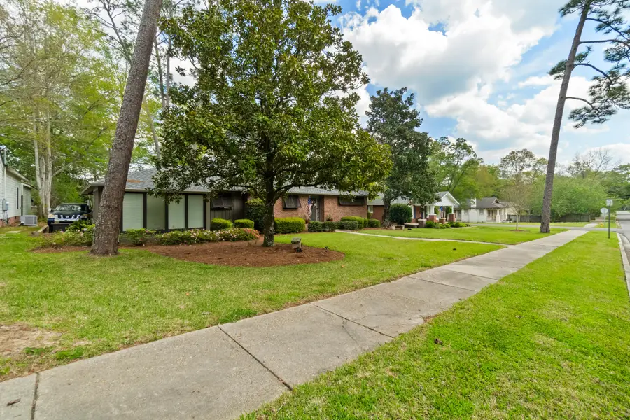 320 S 22nd Ave., Hattiesburg, MS 39401 - #3