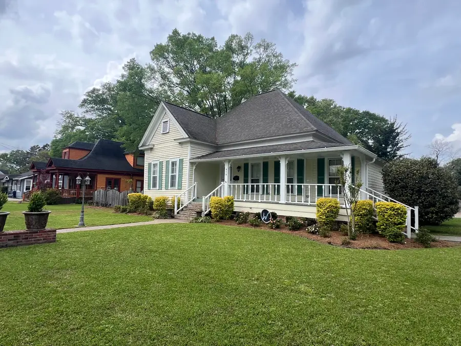 619 Broad St., Columbia, MS 39429 - #2