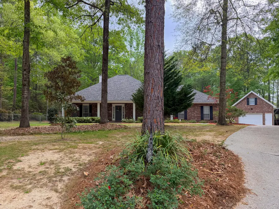 25 Longbranch St., Hattiesburg, MS 39402 - #3