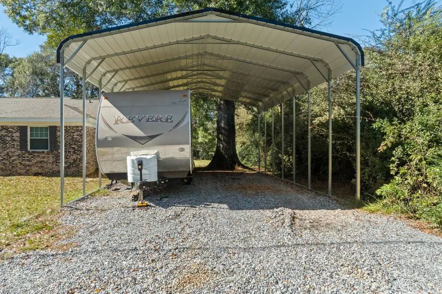 1121 Moselle Rd., Moselle, MS 39459 - #3