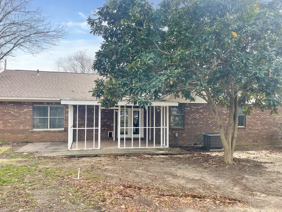 713 1st Ave., Purvis, MS 39475 - #3