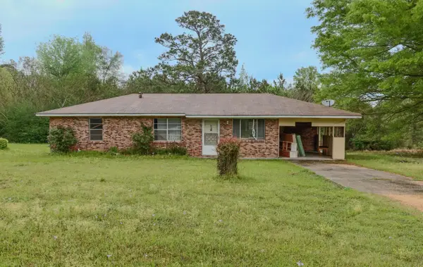 6 Daniels Dr., Columbia, MS 39429