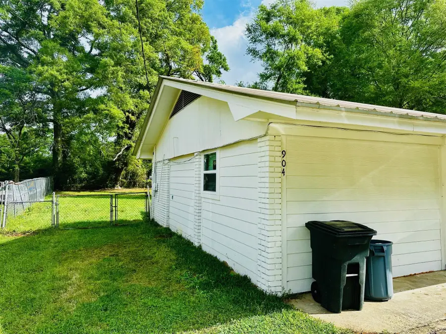 904 N Church St., Ellisville, MS 39437 - #3